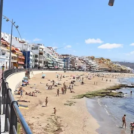 Green Water At The Beach Las Palmas de Gran Canaria
